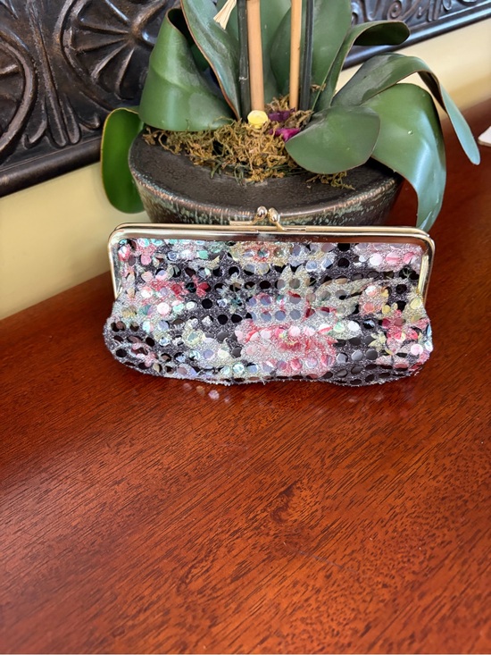 Handbags - Vintage Floral Sequined Clutch Purse Made In Italy